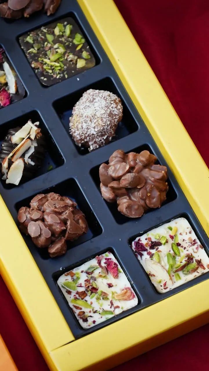 Handcrafted chocolate box from the artisan range by Simply Sweet Udaipur